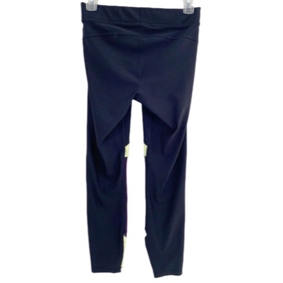 Under Armour Heat Gear Colorblock Cropped Athletic Leggings, Size Small* - Picture 4 of 15